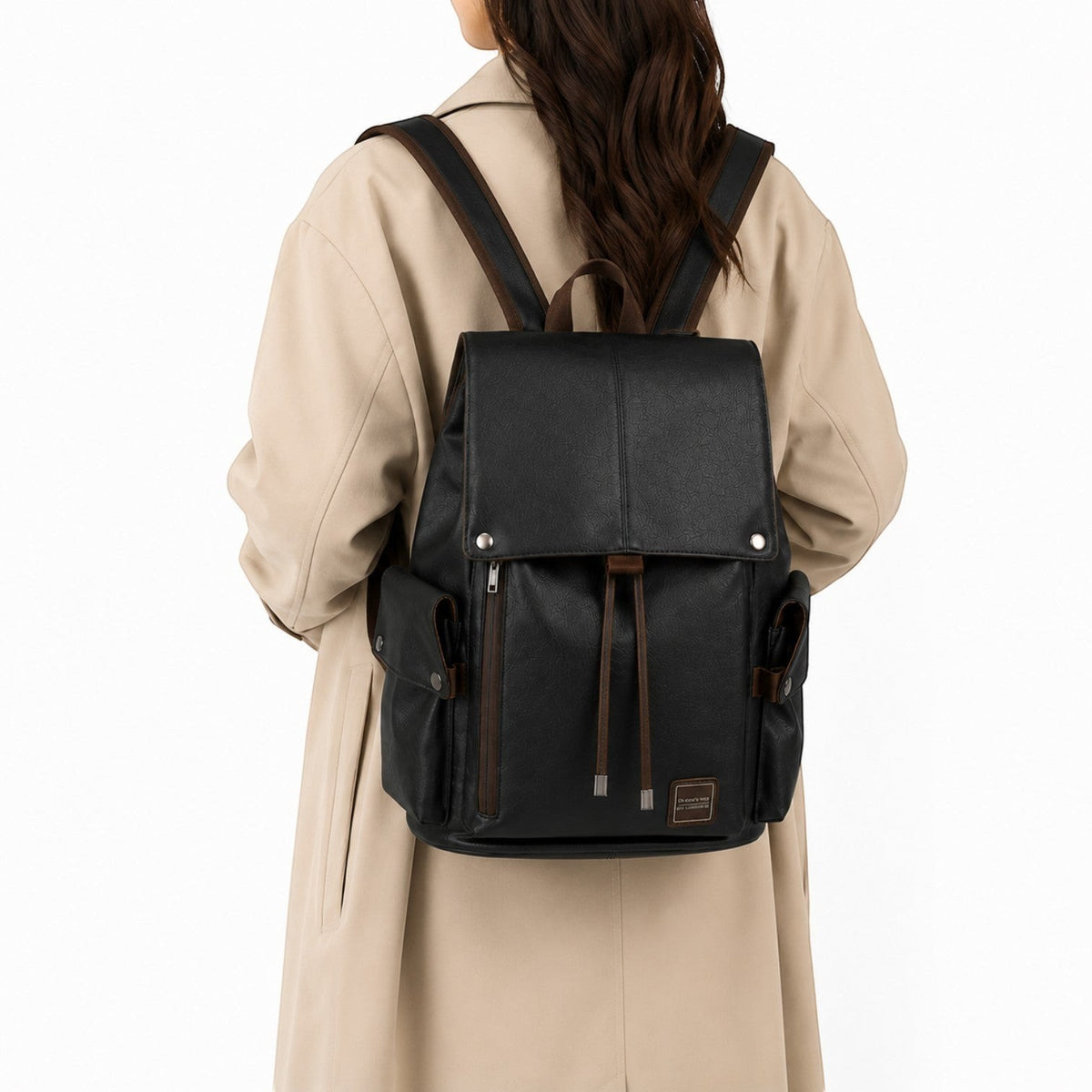 Sac à dos vintage en cuir PU noir Univers Sac pour ordinateur portable 15,6 pouces avec poches latérales et rabat