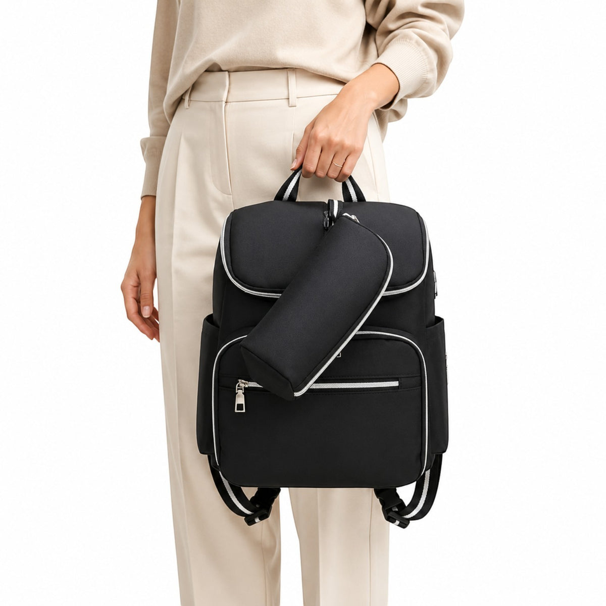 Sac à dos multifonction Univers Sac noir avec trousse assortie, idéal pour maman, style moderne et pratique.
