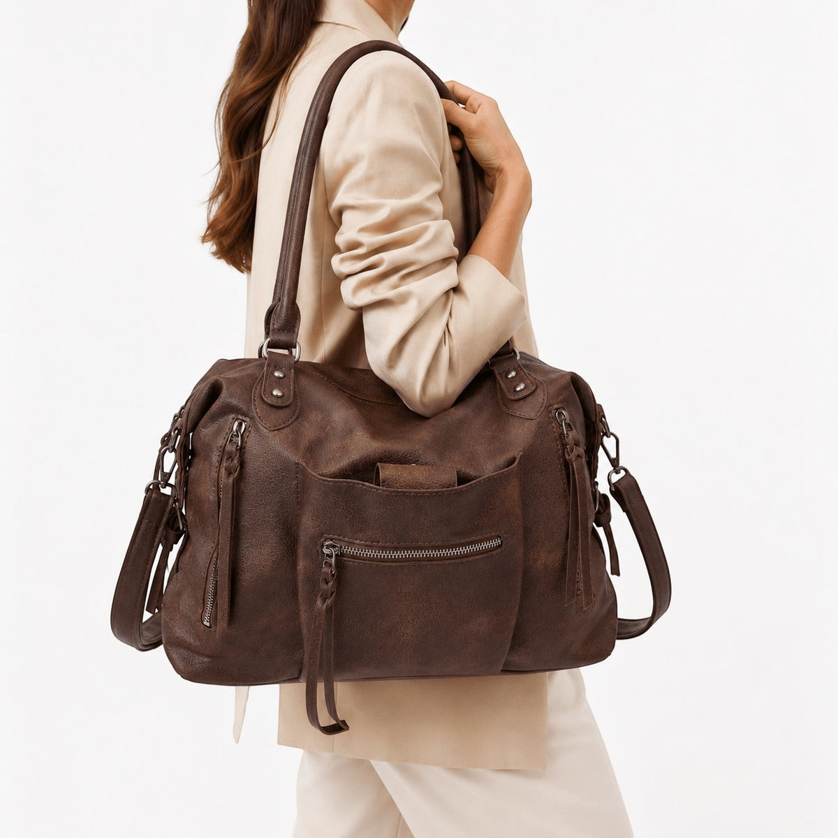 Sac bandoulière marron en cuir PU style vintage, grande capacité, avec poches zippées et bandoulière réglable, par Univers Sac.